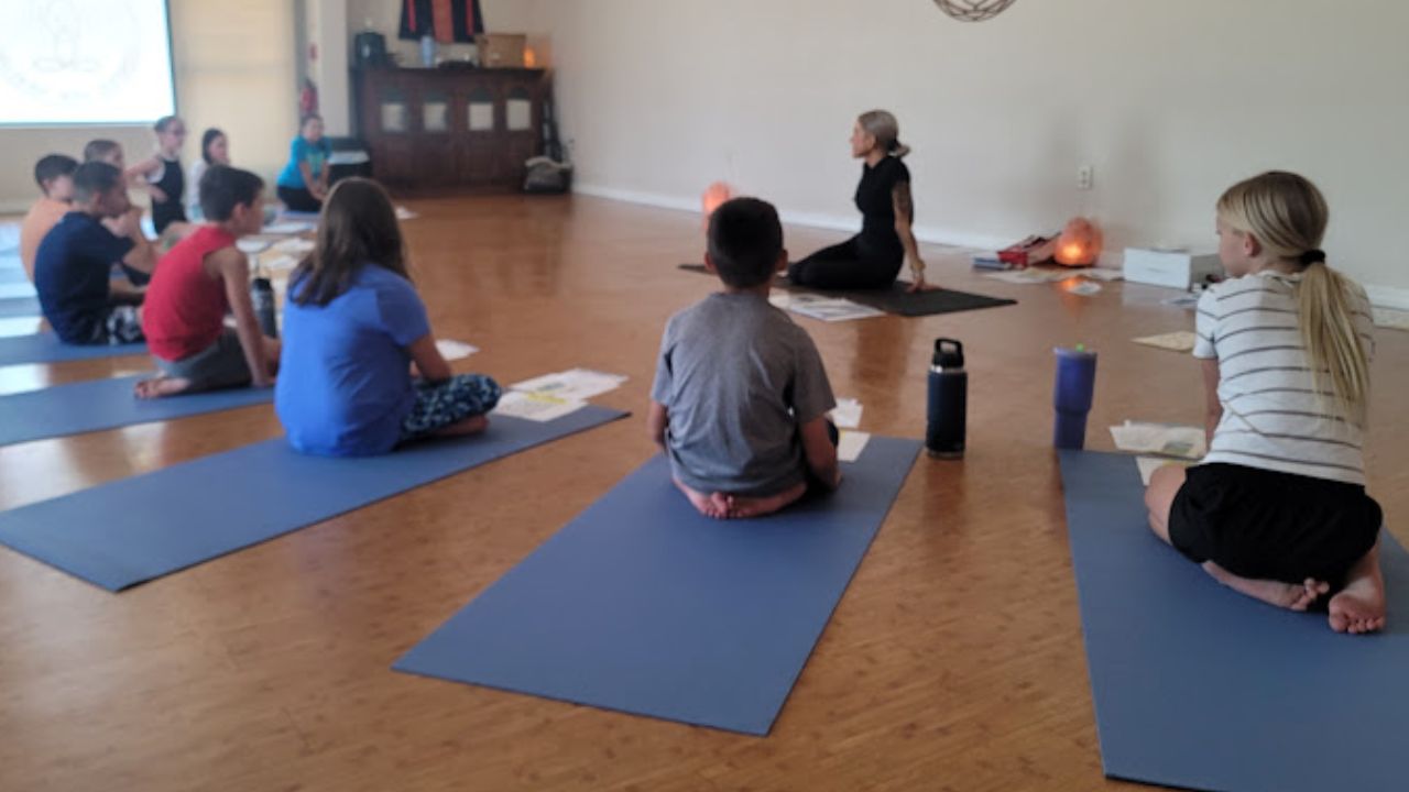 kids yoga queen creek 2